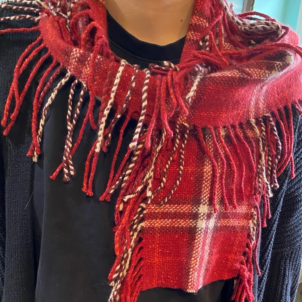 Burberry red plaid scarf